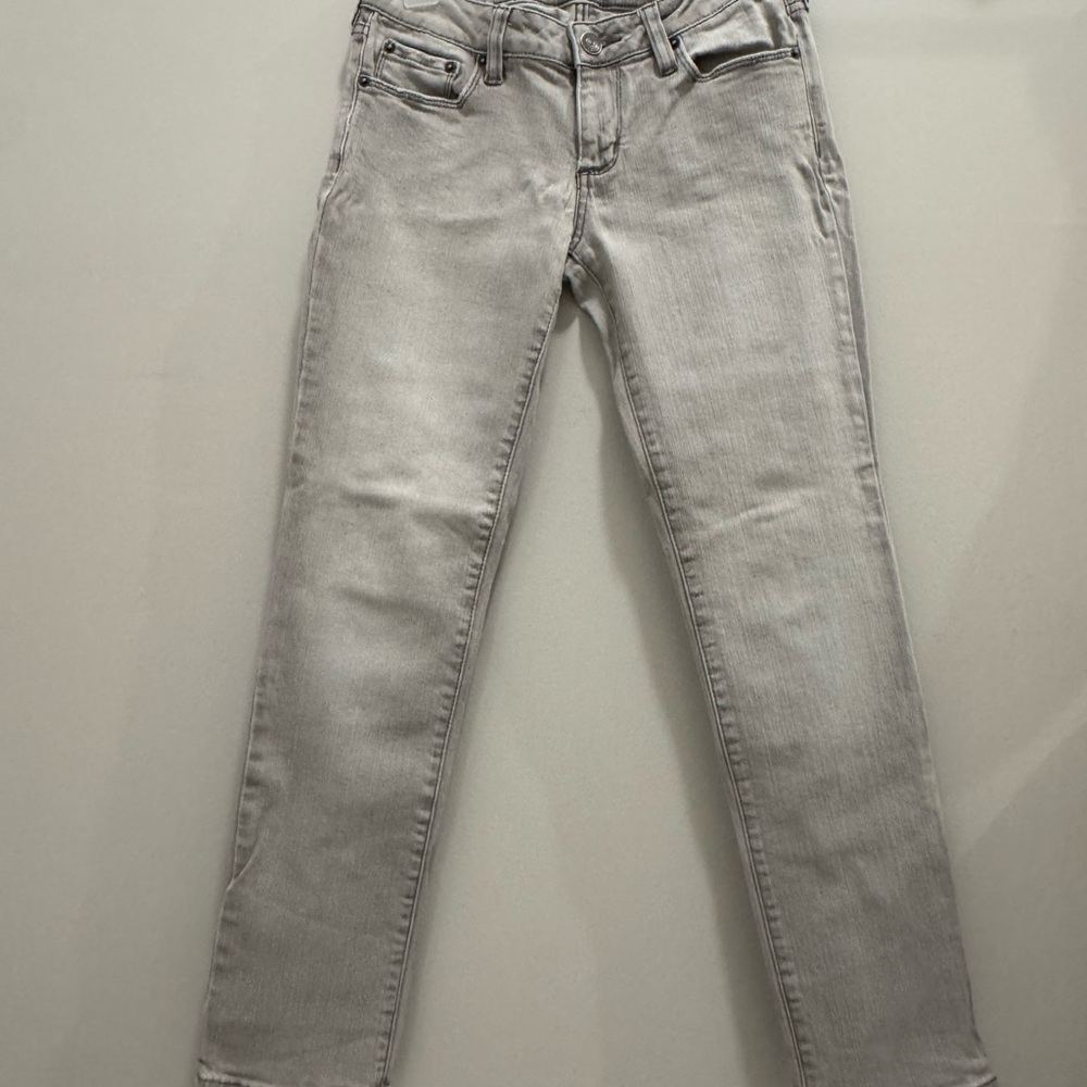 Bullhead Women's Skinny Jeans in Light Gray